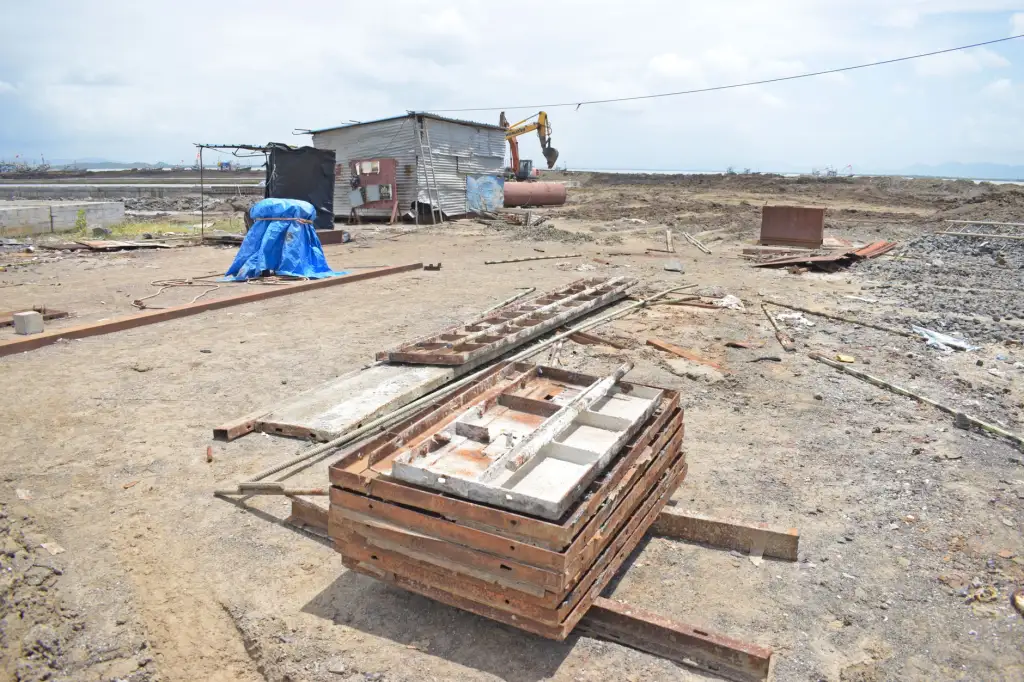 海南建筑工程管材选型指南:PVC与PE管材在给排水工程中的性能对比
